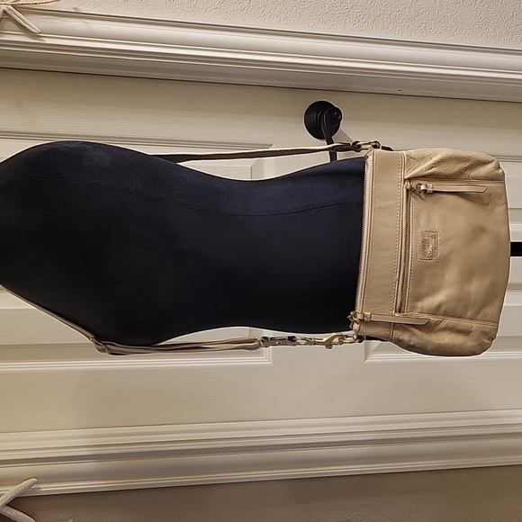 Coach Poppy Cream Leather Crossbody Bag - Picture 2 of 16